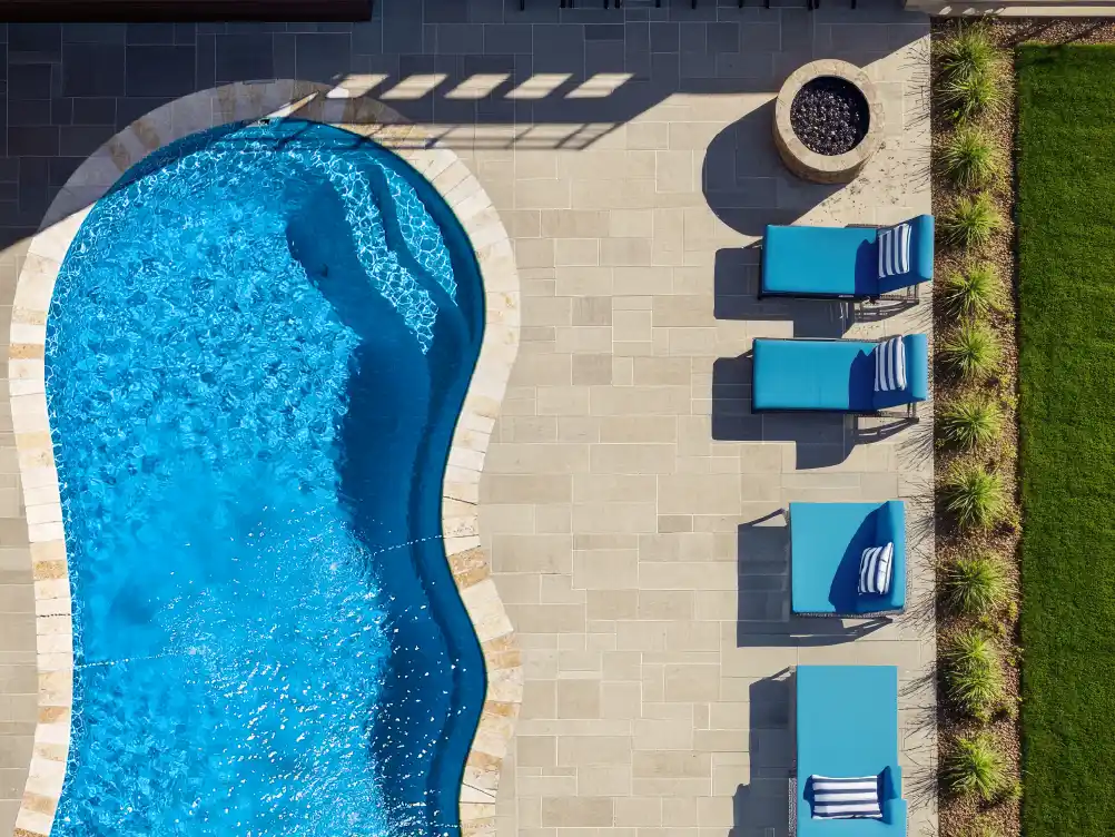 key factors to consider when choosing your pool color