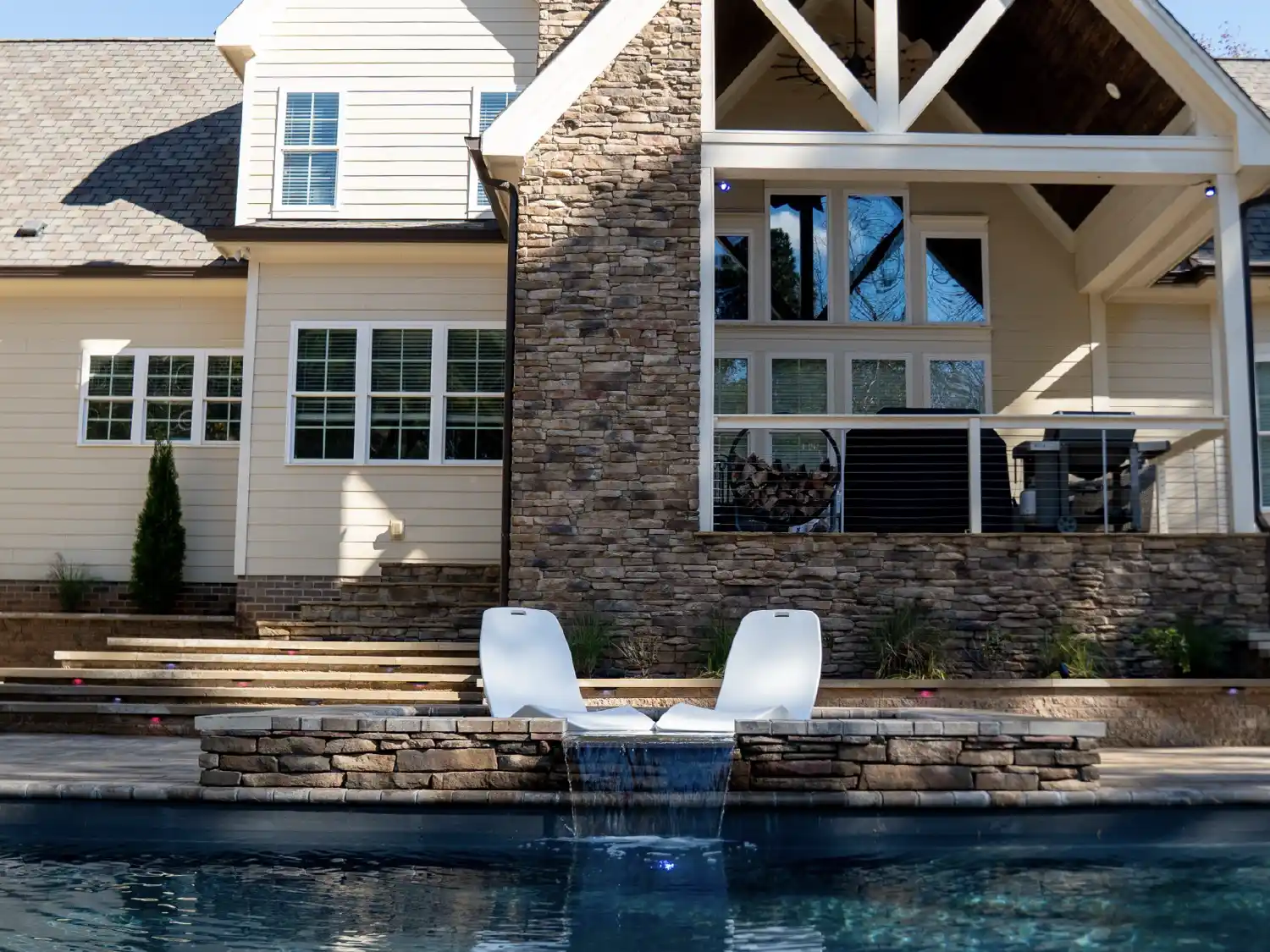 The EvoPools El Capitan 40 in Surge Grey