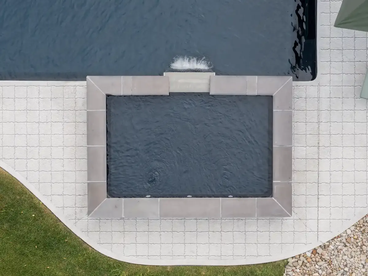 choosing the right pool design for ohio properties